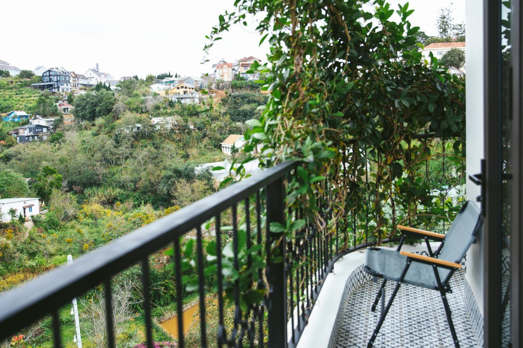 He Maison Boutique Stay & Cafe ダラット エクステリア 写真