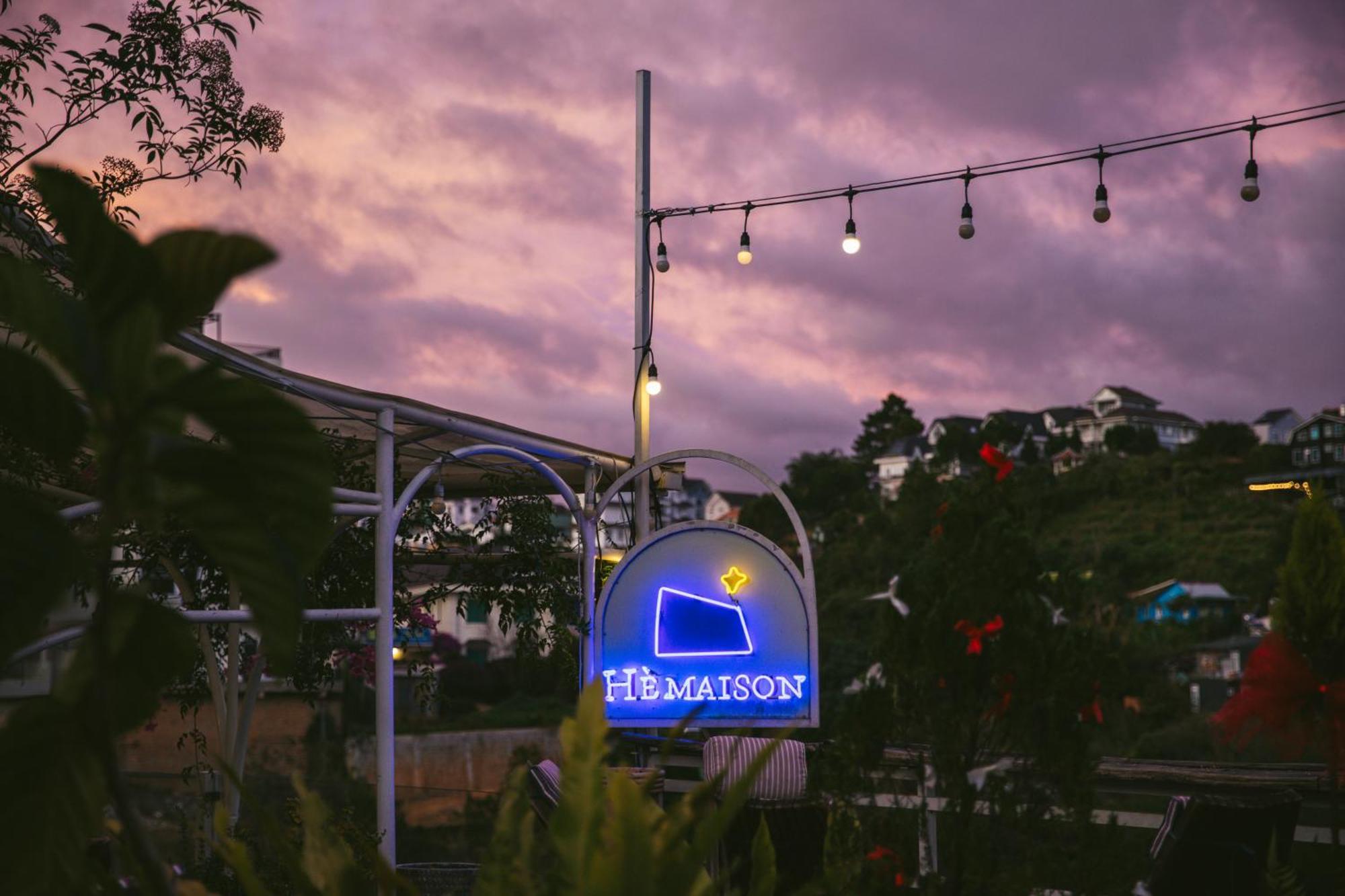 He Maison Boutique Stay & Cafe ダラット エクステリア 写真